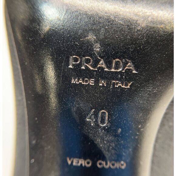 Prada 2004 Black Leather Scalloped Sway Curved Heels Size 40 Y2K - Picture 8 of 10